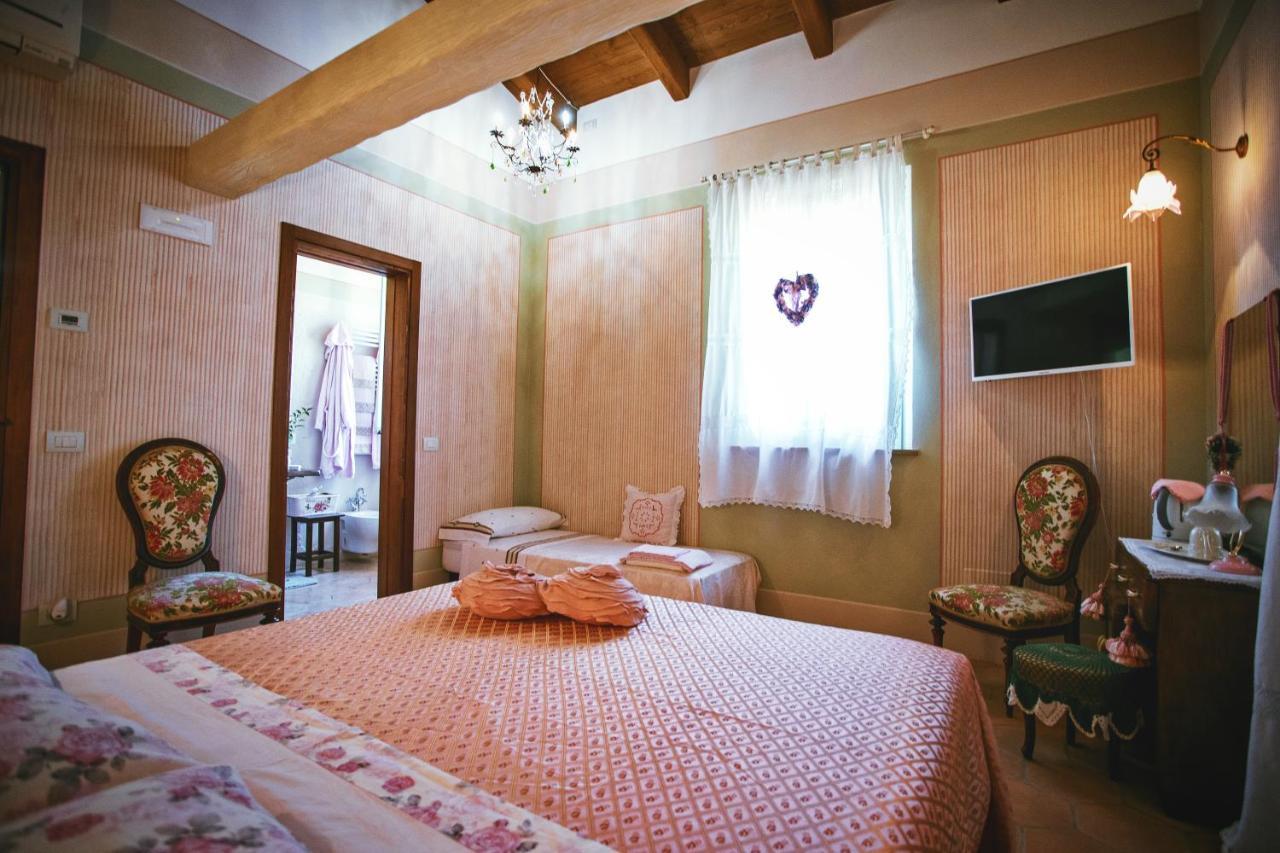 Locanda Antico Casale צ'סנטיקו מראה חיצוני תמונה